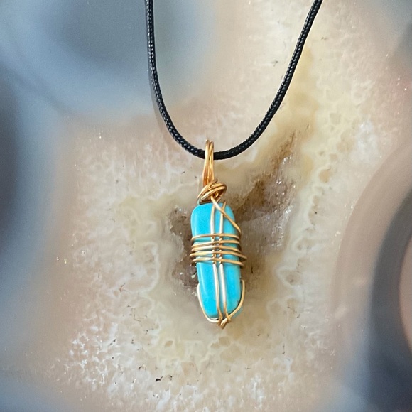 Wire wrap stone carnelian turquoise agate crystal cord necklace handmade boho - Picture 8 of 10